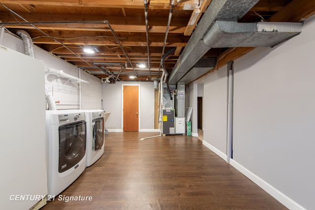 2707 Valorie Lane, Midland, MI 48640