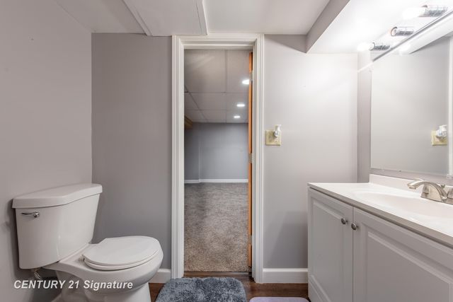 2707 Valorie Lane, Midland, MI 48640