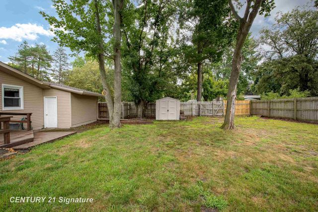 2707 Valorie Lane, Midland, MI 48640