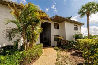 2433 TWIN DRIVE 5, Sarasota, FL 34234