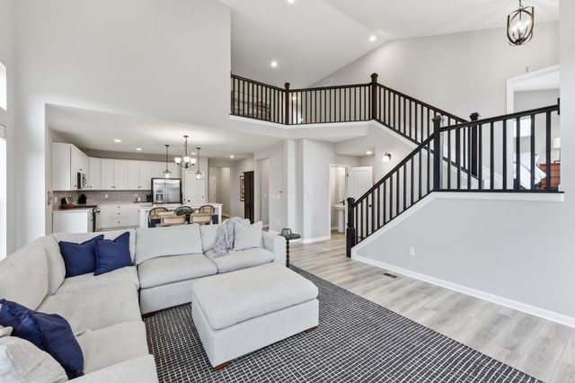 868 Centerbeam Avenue, Plain City, OH 43064