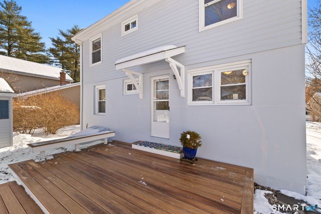 10 School Street, Burlington, CT 06013