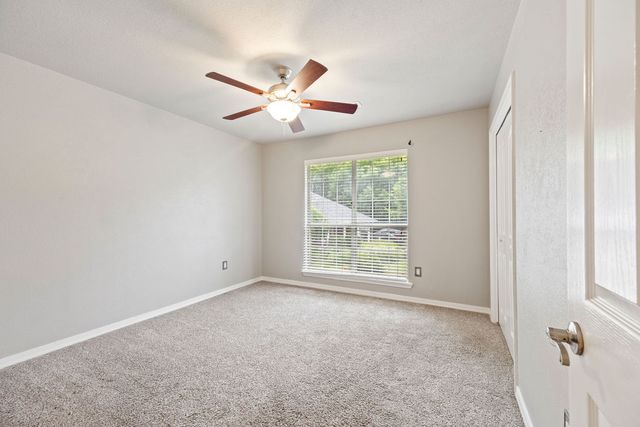 2362 Kantz Lane, Fayetteville, AR 72703