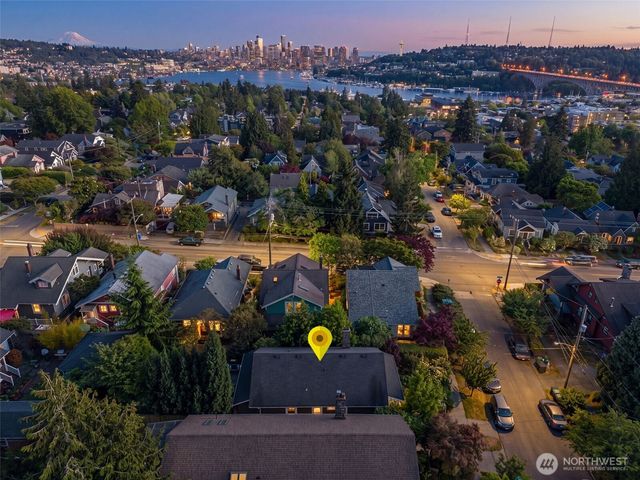 4010 Ashworth Avenue N, Seattle, WA 98103
