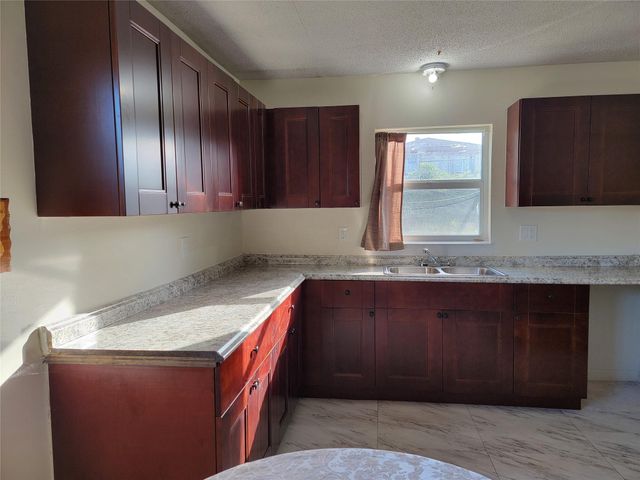 629 SW 8th Avenue, Delray Beach, FL 33444