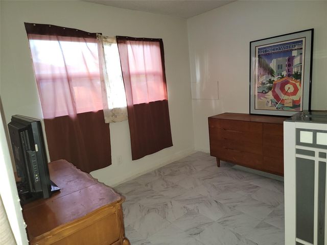 629 SW 8th Avenue, Delray Beach, FL 33444