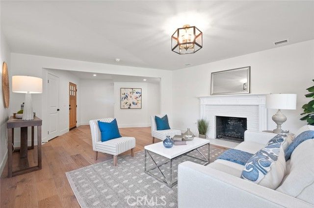 1985 Highland Oaks Drive, Arcadia, CA 91006