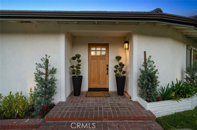 1985 Highland Oaks Drive, Arcadia, CA 91006