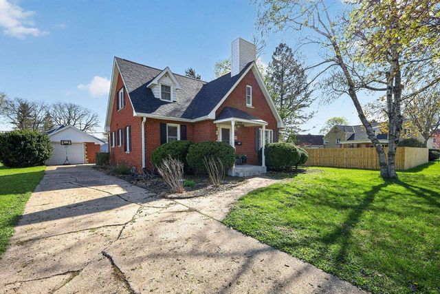 1114 Sherman Avenue, Janesville, WI 53545