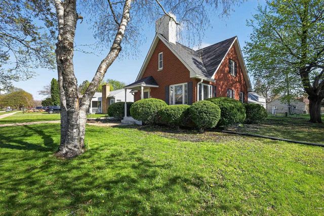 1114 Sherman Avenue, Janesville, WI 53545