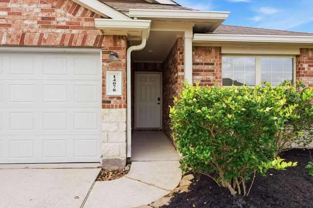 14078 Lake Crescent Drive, Conroe, TX 77384