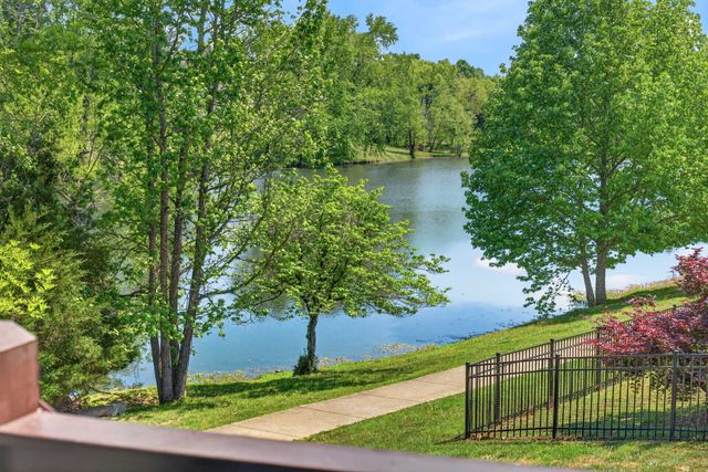 1034 Five Coves Trce, Gallatin, TN 37066