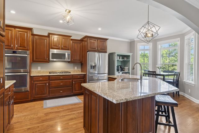 1034 Five Coves Trce, Gallatin, TN 37066