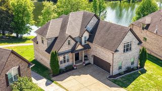 1034 Five Coves Trce, Gallatin, TN 37066