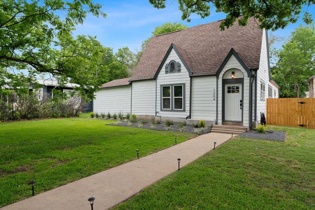 1204 E 13th ST, Georgetown, TX 78626