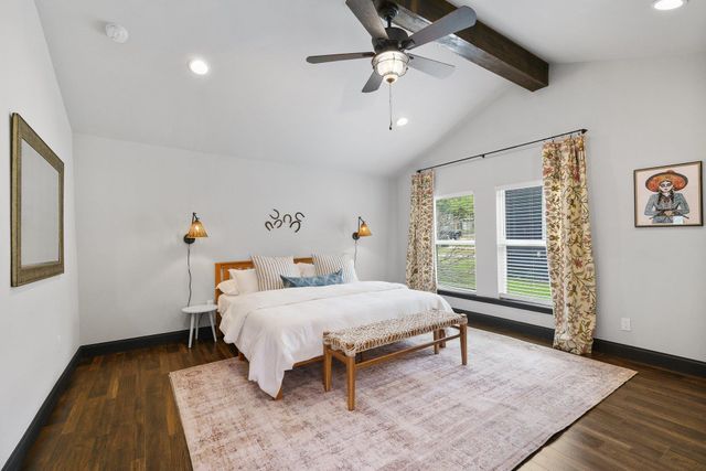 1204 E 13th ST, Georgetown, TX 78626