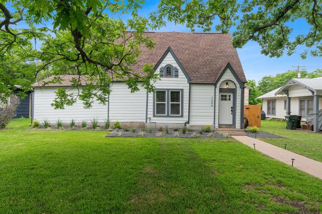 1204 E 13th ST, Georgetown, TX 78626