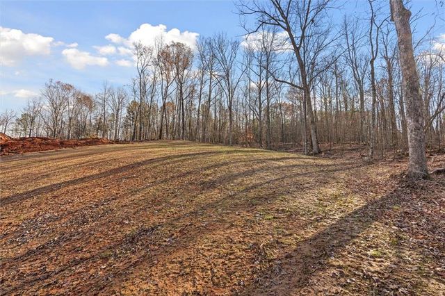 157 West Lake Boulevard, Carrollton, GA 30116