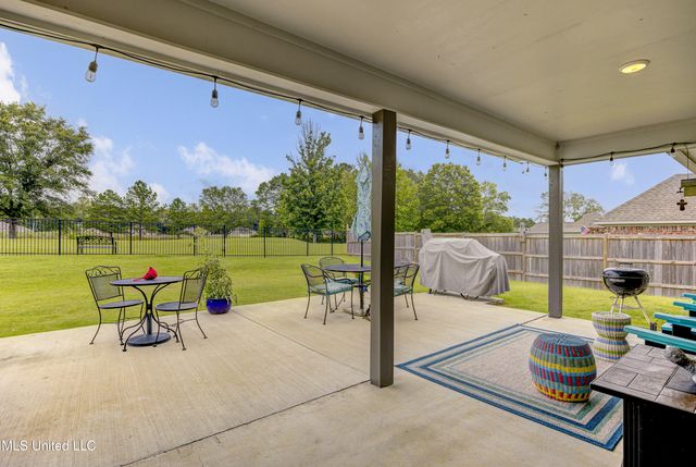 598 Westfield Drive, Pearl, MS 39208