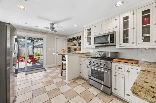 919 Key Street, Houston, TX 77009