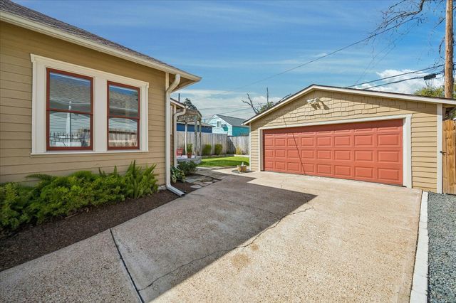 919 Key Street, Houston, TX 77009