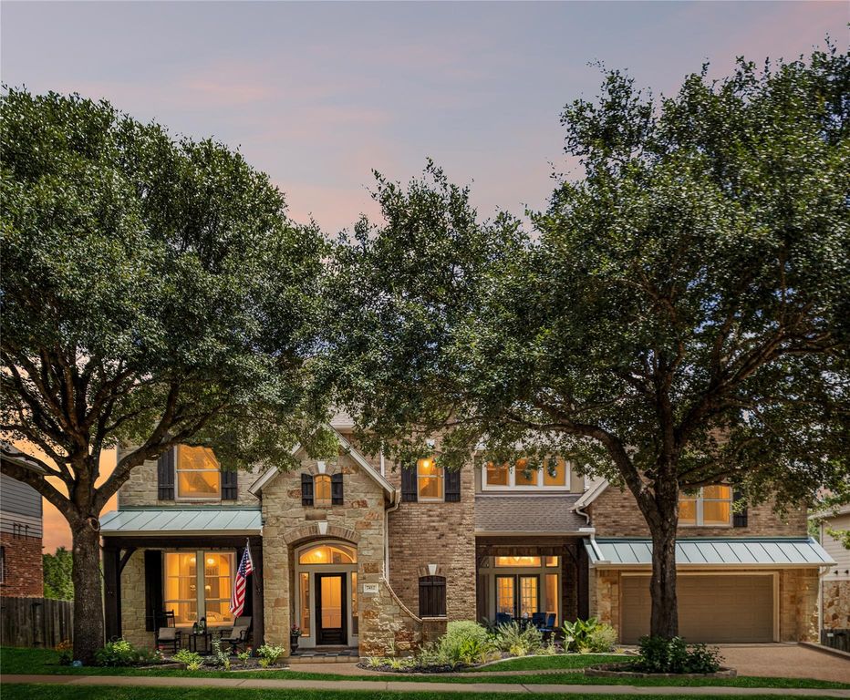 7412 Mitra DR, Austin, TX 78739