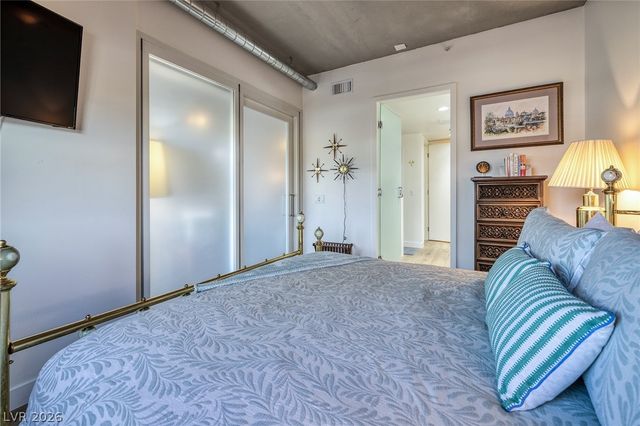 353 East Bonneville Avenue 233, Las Vegas, NV 89101