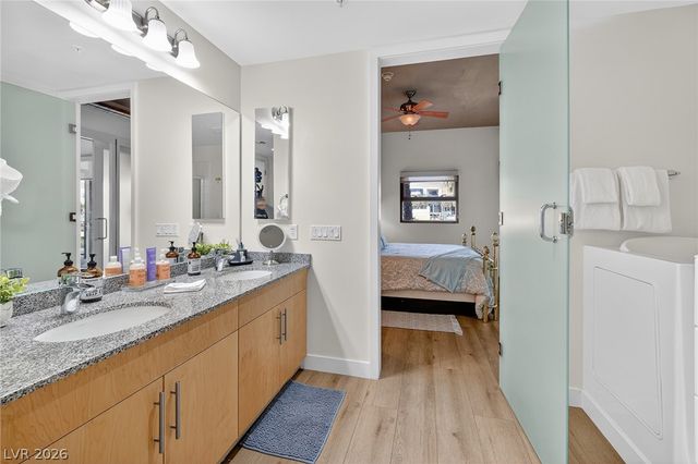 353 East Bonneville Avenue 233, Las Vegas, NV 89101