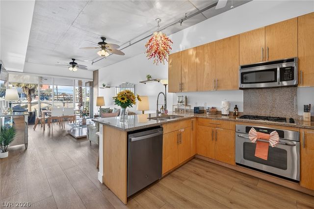 353 East Bonneville Avenue 233, Las Vegas, NV 89101