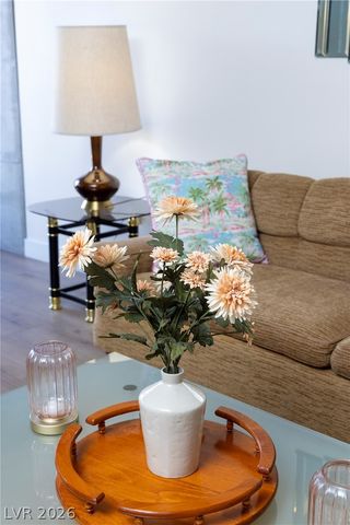 353 East Bonneville Avenue 233, Las Vegas, NV 89101