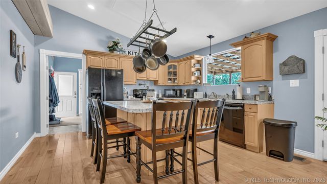 36953 Us Highway 70, Bennington, OK 74723