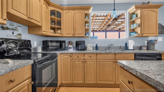 36953 Us Highway 70, Bennington, OK 74723