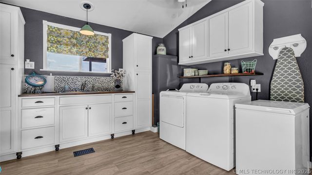 36953 Us Highway 70, Bennington, OK 74723