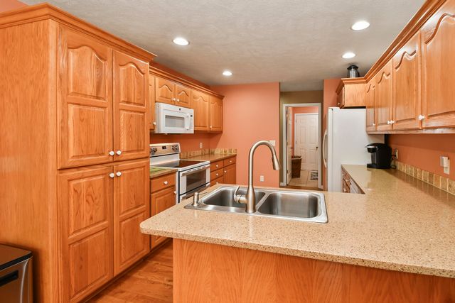 145 Spring Lane, Branson, MO 65616