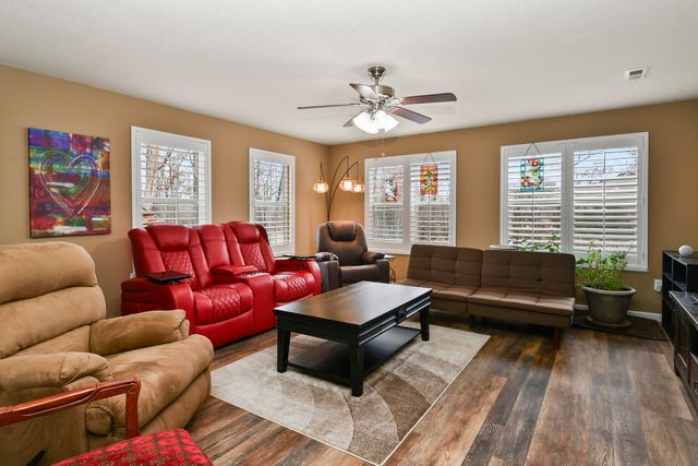 145 Spring Lane, Branson, MO 65616