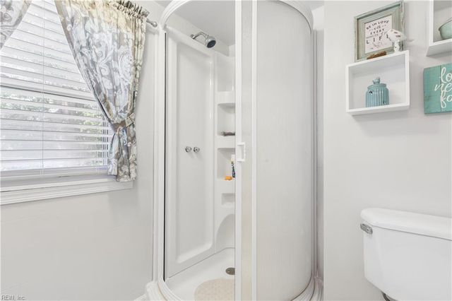125 Wythe Crescent DR, Hampton, VA 23661