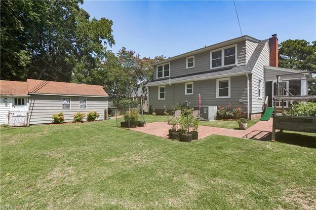 125 Wythe Crescent DR, Hampton, VA 23661