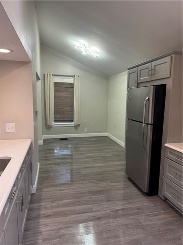 216 South Plain Street, Ithaca City, NY 14850