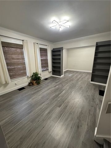 216 South Plain Street, Ithaca City, NY 14850