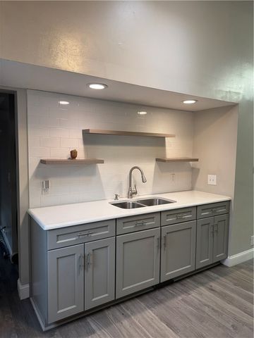 216 South Plain Street, Ithaca City, NY 14850