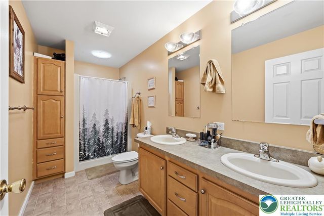 6292 Sandy Court, New Tripoli, PA 18066