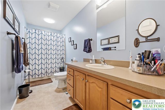 6292 Sandy Court, New Tripoli, PA 18066