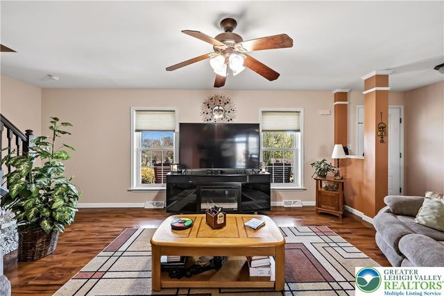 6292 Sandy Court, New Tripoli, PA 18066