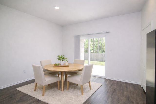 1131 Mission Creek Dr, Longview, TX 75601