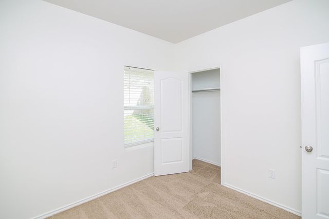 1131 Mission Creek Dr, Longview, TX 75601