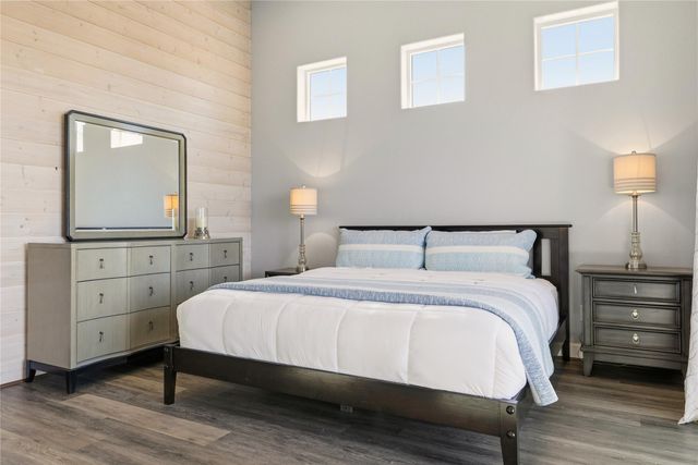 321 Island CIR, Kingsland, TX 78639