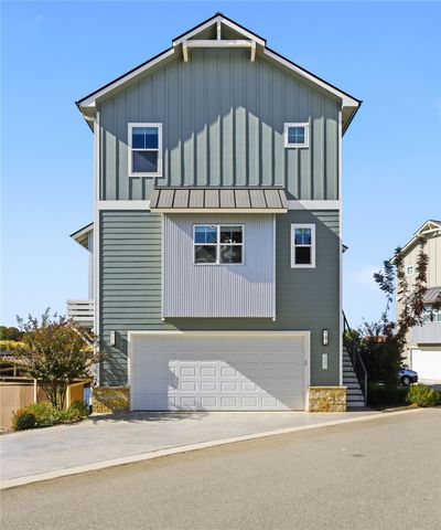 321 Island CIR, Kingsland, TX 78639