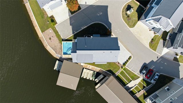 321 Island CIR, Kingsland, TX 78639