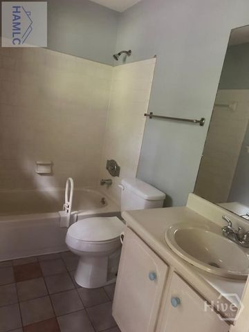 312 Nottingham Way, Hinesville, GA 31313