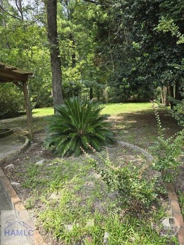 312 Nottingham Way, Hinesville, GA 31313